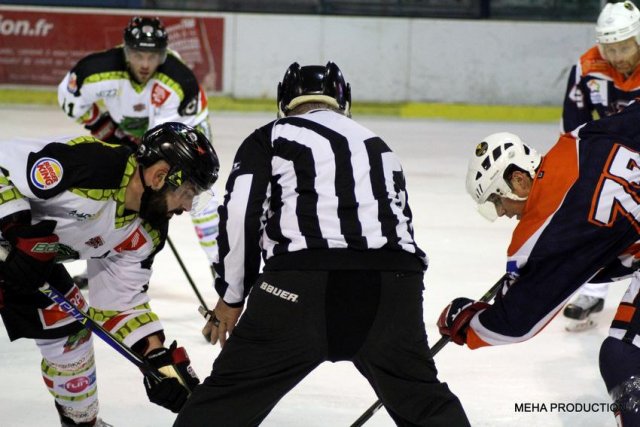 Photo hockey match Montpellier II - Nimes le 02/12/2017