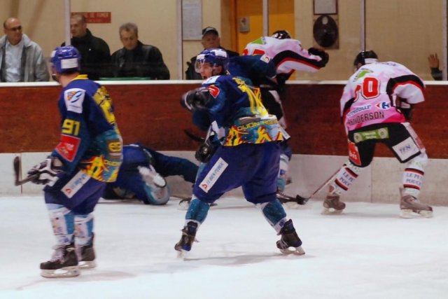 Photo hockey match Dijon  - Amiens  le 24/02/2009