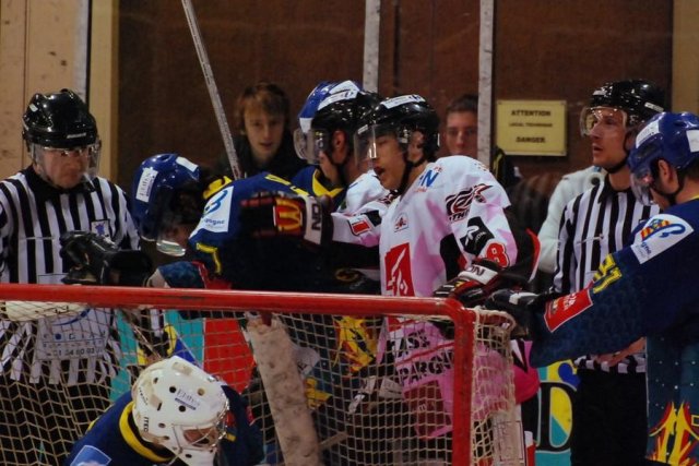 Photo hockey match Dijon  - Amiens  le 24/02/2009