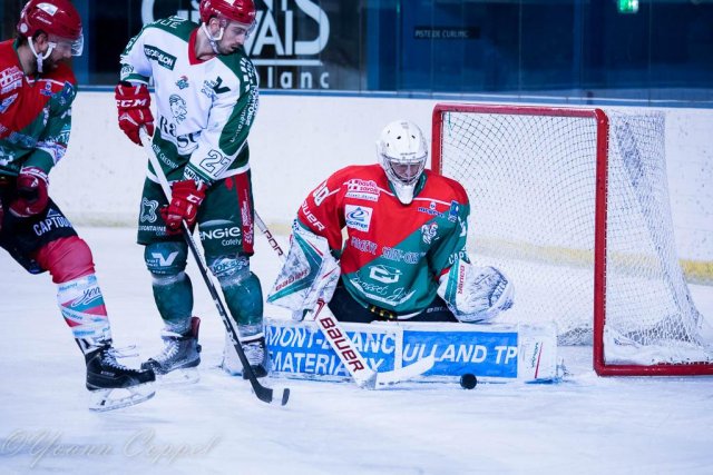 Photo hockey match Mont-Blanc - Cergy-Pontoise le 09/12/2017