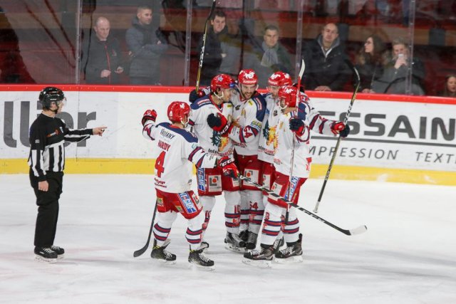 Photo hockey match Amiens  - Grenoble  le 08/12/2017