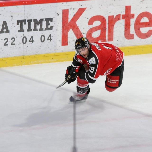 Photo hockey match Amiens  - Grenoble  le 08/12/2017