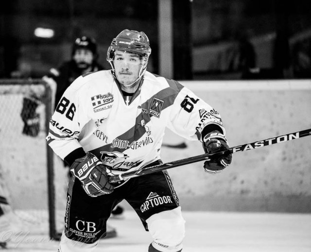 Photo hockey reportage Amical : Mont-Blanc s'incline face à Stevenson 