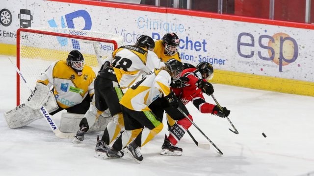 Photo hockey match Amiens  - Strasbourg  le 27/12/2017