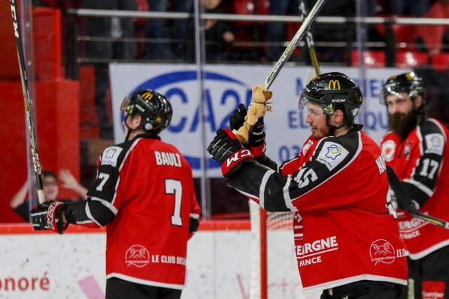 Photo hockey match Amiens  - Strasbourg  le 27/12/2017