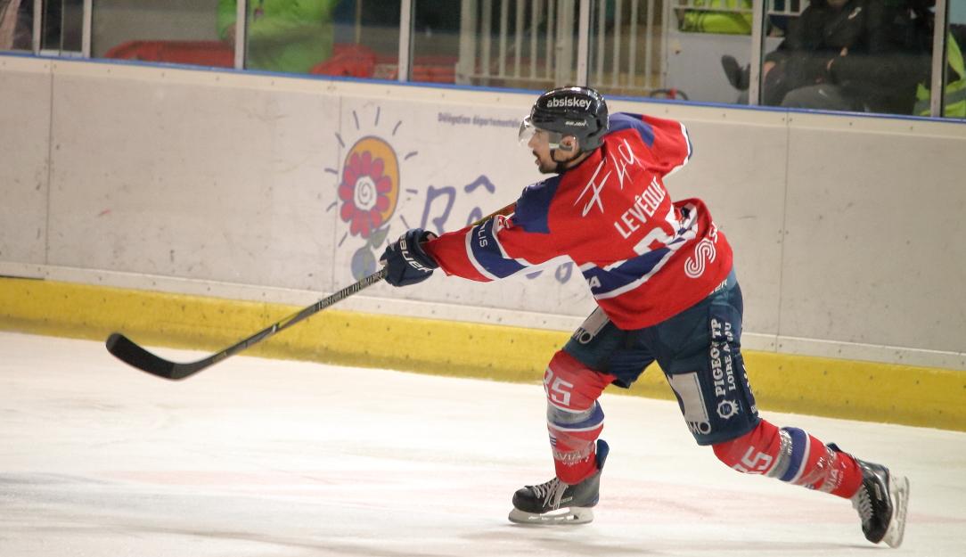 Angers  4 - 1 Chamonix 