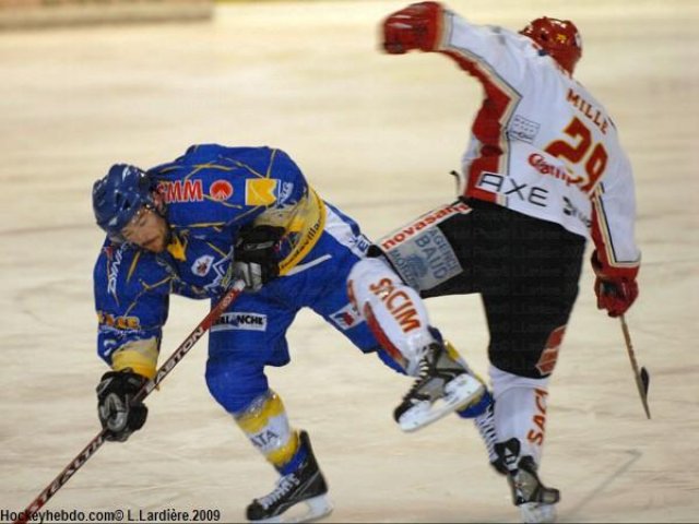 Photo hockey match Villard-de-Lans - Morzine-Avoriaz le 24/02/2009