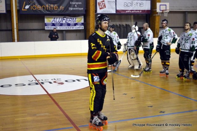 Photo hockey reportage N1 : Les Griffons à la relance