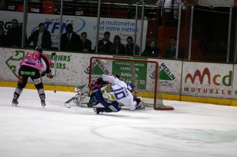 Amiens  4 - 3 Dijon 