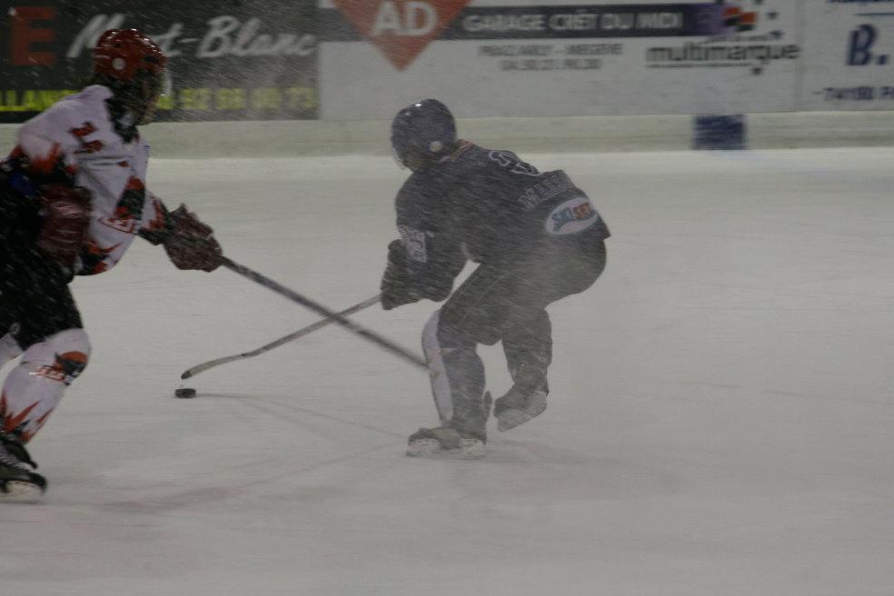 Mont-Blanc 4 - 1 Neuilly/Marne