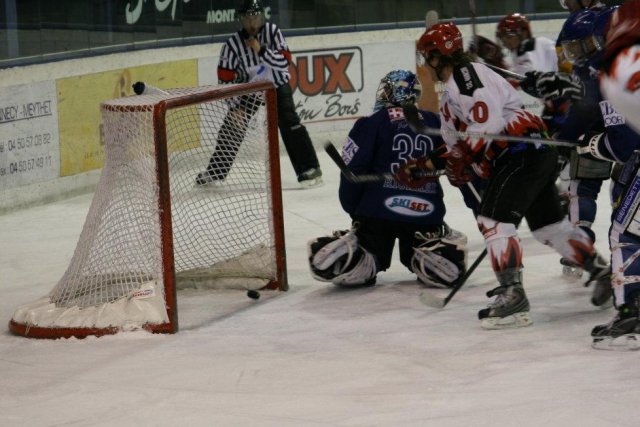 Photo hockey match Mont-Blanc - Neuilly/Marne le 28/02/2009