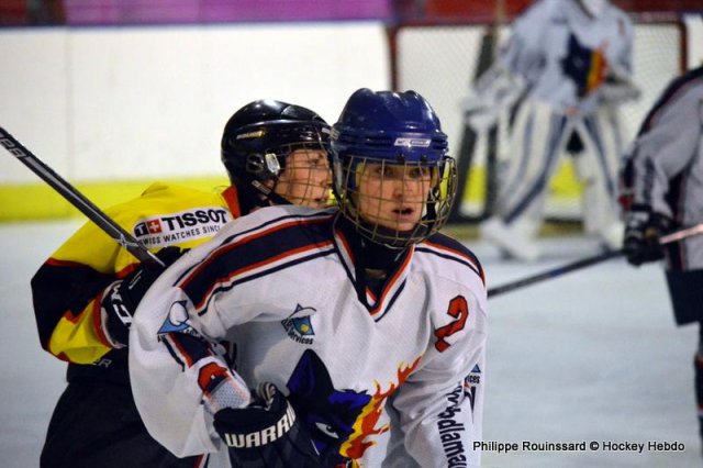 Photo hockey reportage Fem Elite : Besançon éteint les Brûleuses