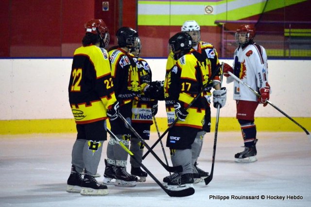 Photo hockey reportage Fem Elite : Besançon éteint les Brûleuses