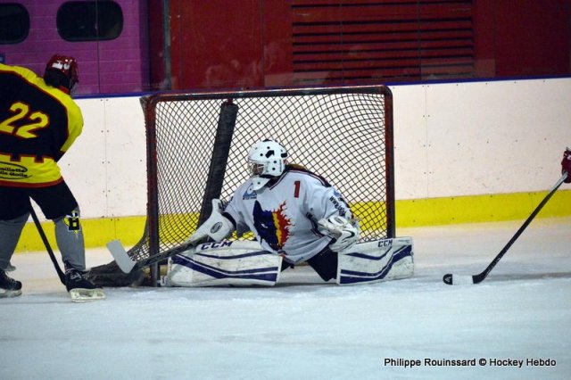 Photo hockey reportage Fem Elite : Besançon éteint les Brûleuses