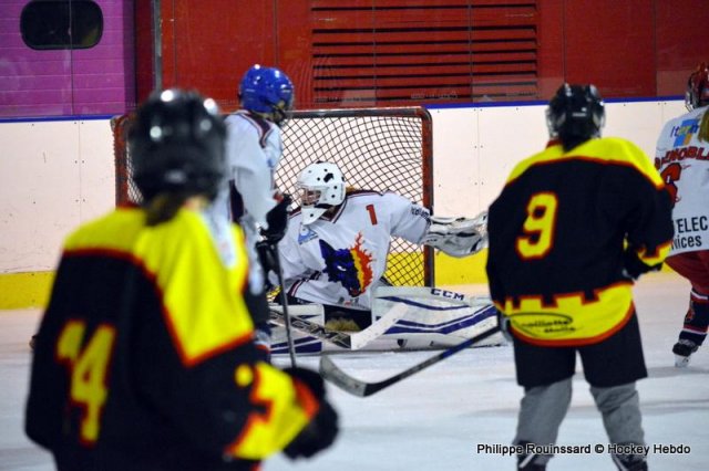 Photo hockey reportage Fem Elite : Besançon éteint les Brûleuses