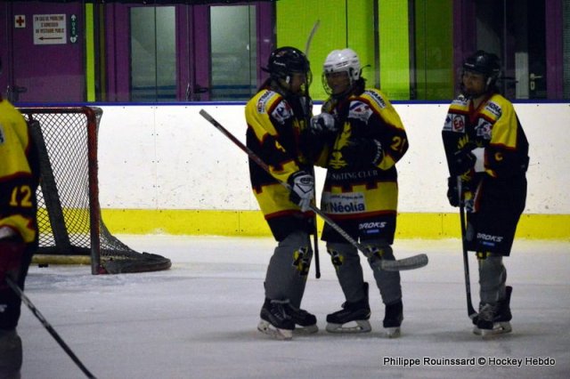Photo hockey reportage Fem Elite : Besançon éteint les Brûleuses