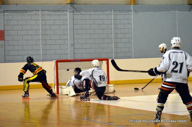 Photo hockey reportage N1 : Les Griffons en mode fusée