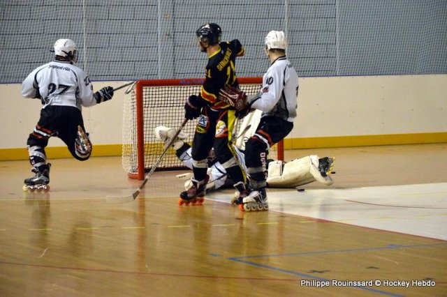 Photo hockey reportage N1 : Les Griffons en mode fusée
