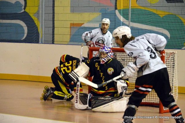 Photo hockey reportage N1 : Les Griffons en mode fusée