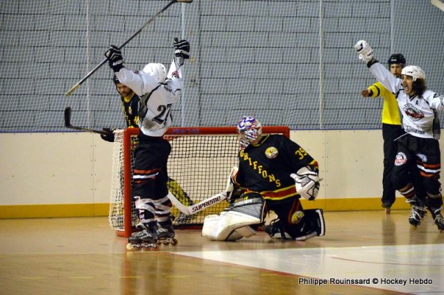 Photo hockey reportage N1 : Les Griffons en mode fusée