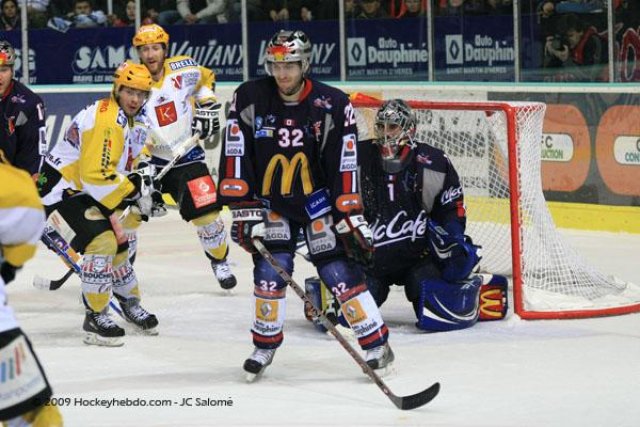 Photo hockey match Grenoble  - Strasbourg  le 03/03/2009