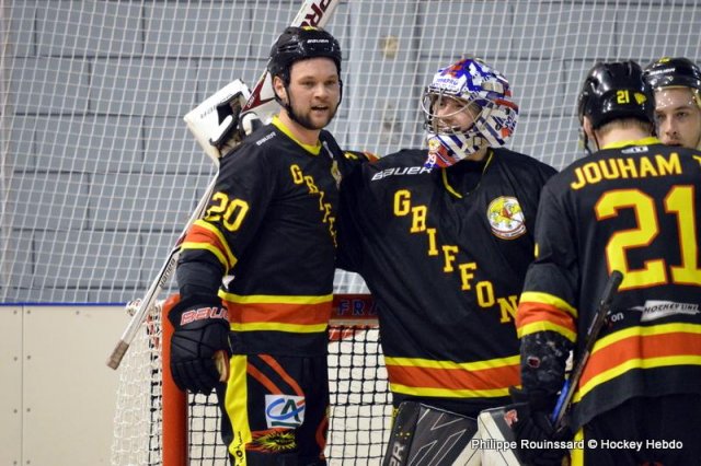 Photo hockey reportage N1 : Les Griffons en mode fusée