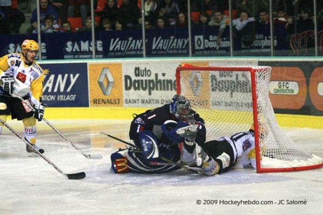 Photo hockey match Grenoble  - Strasbourg  le 04/03/2009