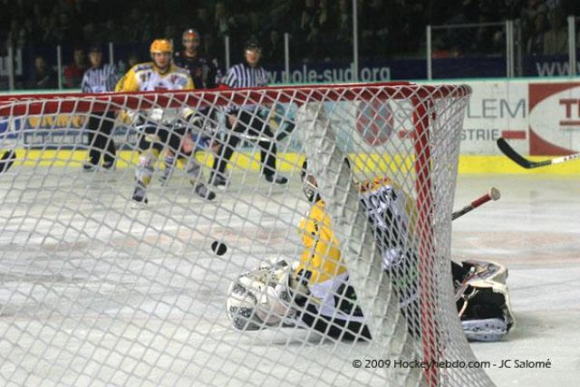 Photo hockey match Grenoble  - Strasbourg  le 04/03/2009