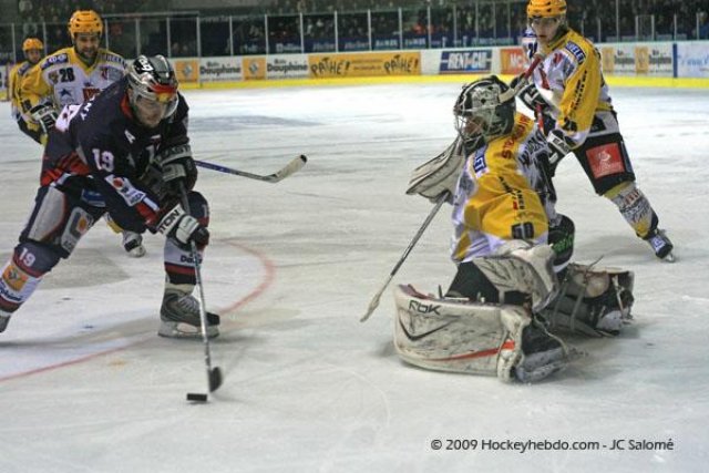 Photo hockey match Grenoble  - Strasbourg  le 04/03/2009