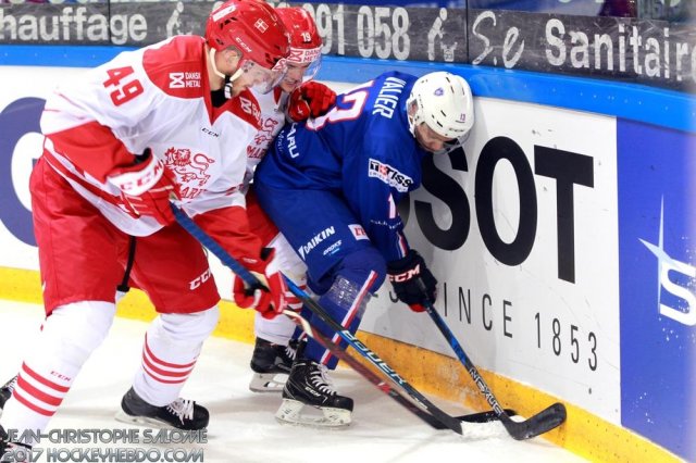 Photo hockey reportage Efficace Défensive Fluide  