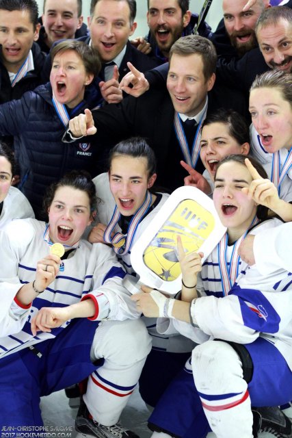 Photo hockey reportage Le sacre des françaises