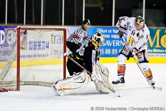 Photo hockey match Strasbourg  - Grenoble  le 06/03/2009