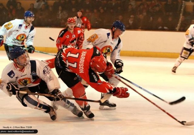 Photo hockey match Neuilly/Marne - Mont-Blanc le 06/03/2009