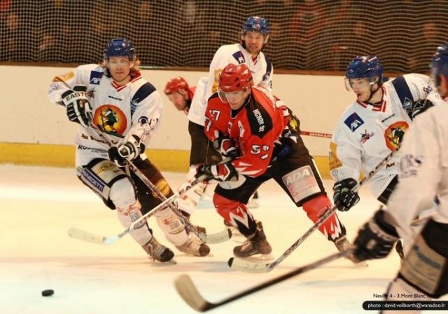 Photo hockey match Neuilly/Marne - Mont-Blanc le 06/03/2009