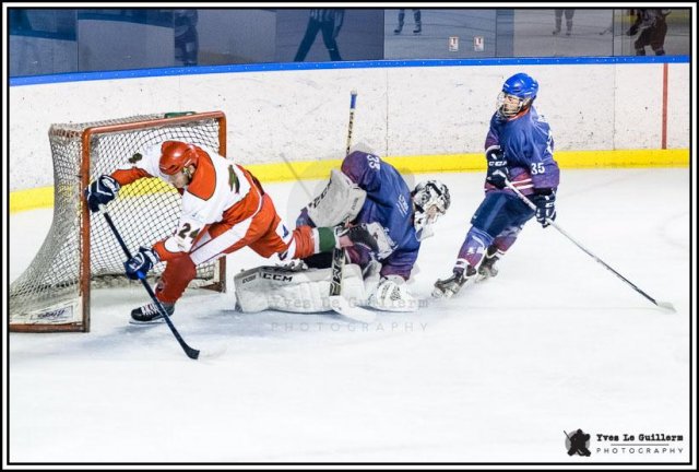 Photo hockey match Paris (FV) - Courbevoie  le 15/09/2018