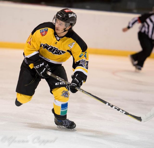 Photo hockey reportage U20 : La solidarité a payé !