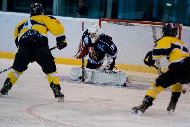 Photo hockey reportage U20 : La solidarité a payé !