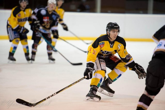 Photo hockey reportage U20 : La solidarité a payé !