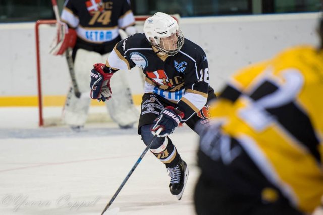 Photo hockey reportage U20 : La solidarité a payé !