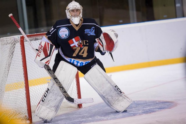 Photo hockey reportage U20 : La solidarité a payé !