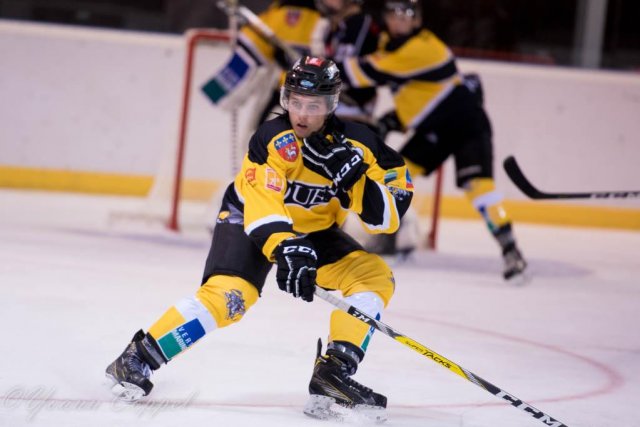 Photo hockey reportage U20 : La solidarité a payé !