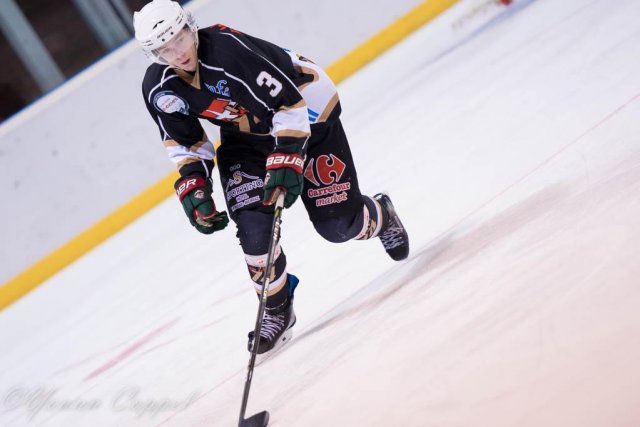 Photo hockey reportage U20 : La solidarité a payé !