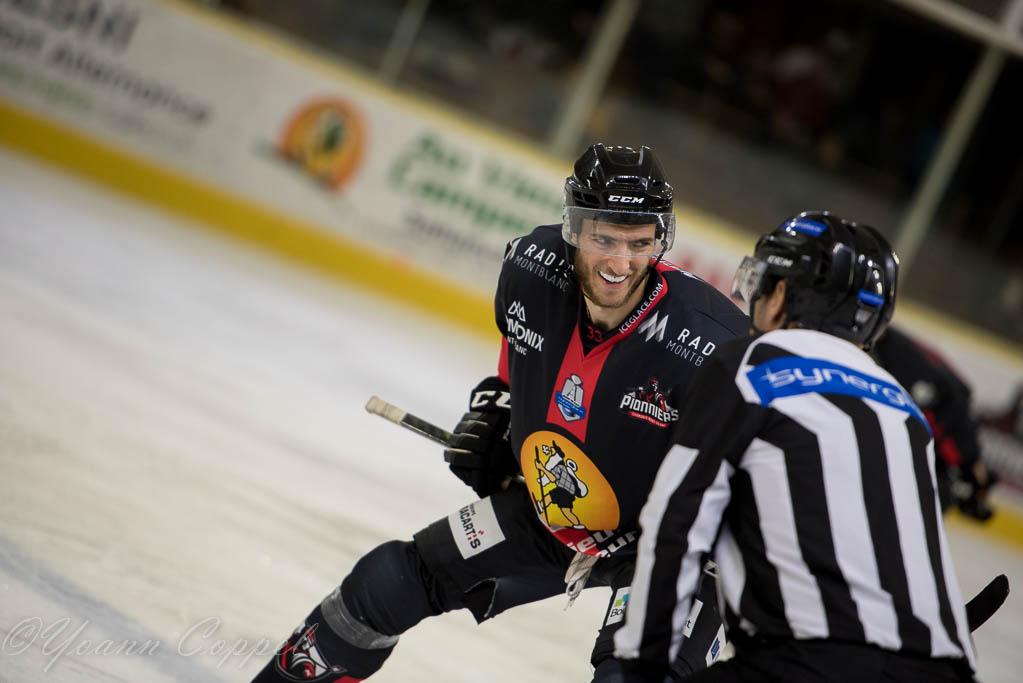 Chamonix  5 - 1 Gap 