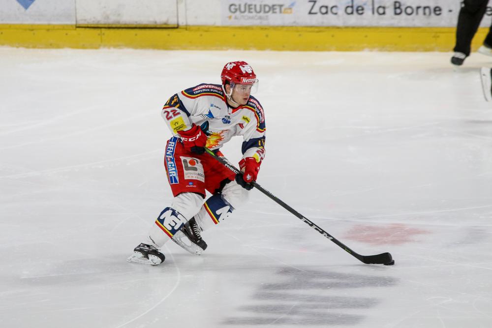 Amiens  3 - 4 Grenoble 