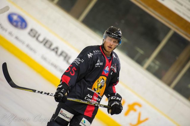 Photo hockey match Chamonix  - Angers  le 05/10/2018