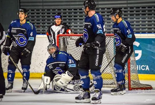 Photo hockey match Nantes - Cergy-Pontoise le 13/10/2018