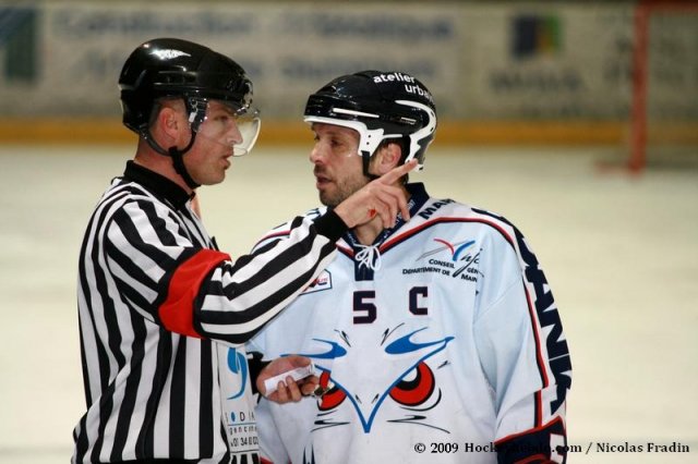 Photo hockey match Briançon  - Angers  le 13/03/2009