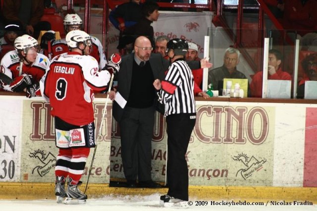 Photo hockey match Briançon  - Angers  le 13/03/2009