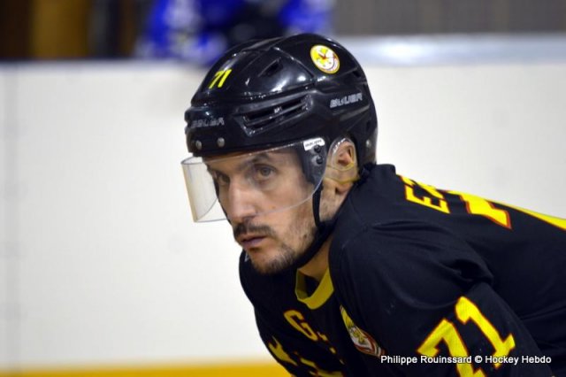 Photo hockey reportage N1 : Les Griffons sur le podium