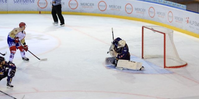 Photo hockey reportage Kurbads vs LHC